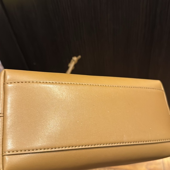 Suede Veronica Beard Goody bag - Picture 5 of 5